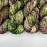 Distortion Fibers Super Worsted
